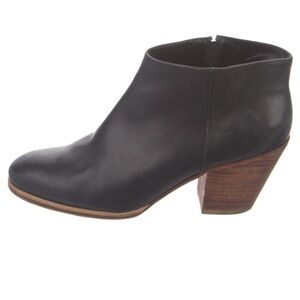 Rachel Comey Leather Ankle Boots - Black - Size 8.5